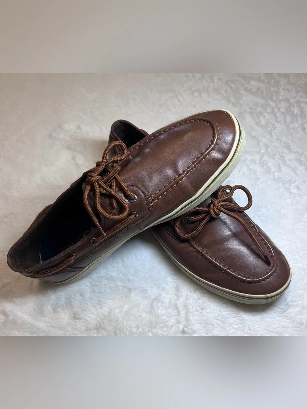 Nautica Men’s Brown Leather Lace-Up Boat Shoes with Cream Sole